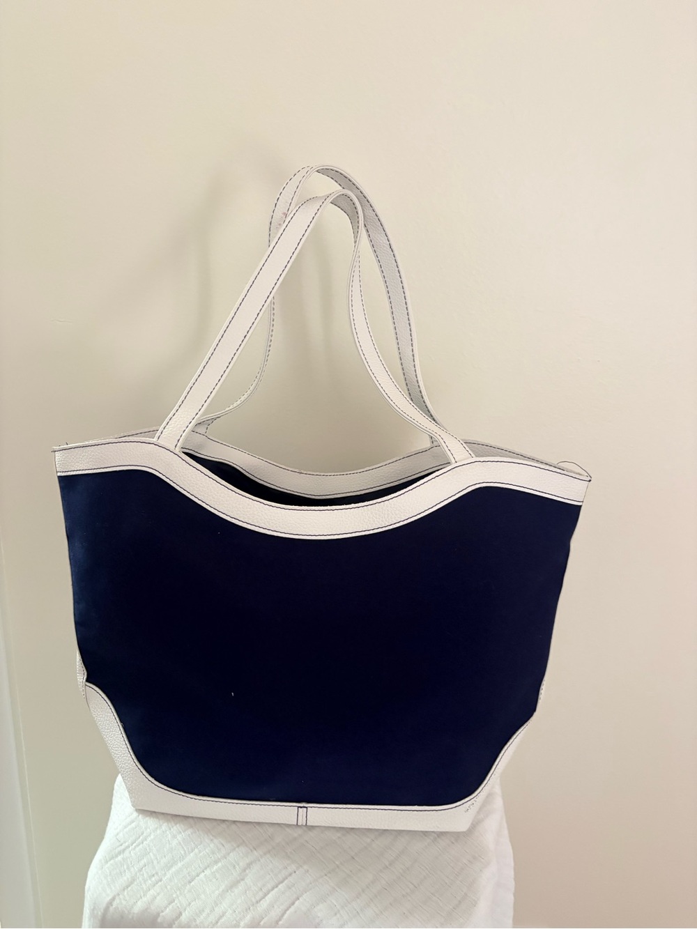 Estee Lauder Navy and White Tote Bag